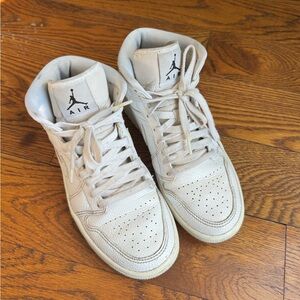 Air Jordan 1 Mid White Snakeskin